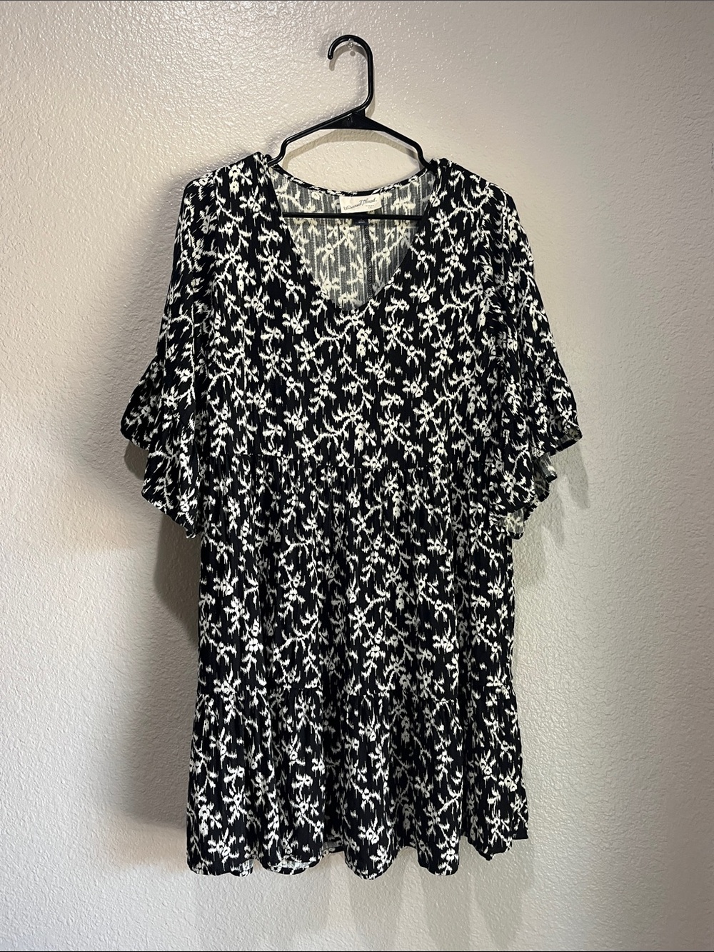 Universal Thread Black and White Floral Mini Dress